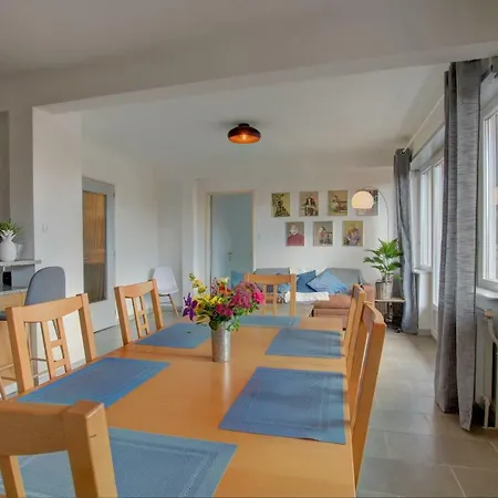 Au Berceau Des Cigognes Apartment Selestat Exterior photo